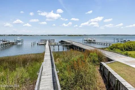 8711 Plantation Drive Emerald Isle NC 28594