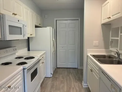 904 Litchfield Way Wilmington NC 28405