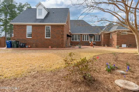 1301 Par Drive Kinston NC 28504
