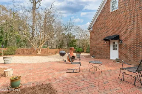 1301 Par Drive Kinston NC 28504