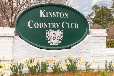1301 Par Drive Kinston NC 28504