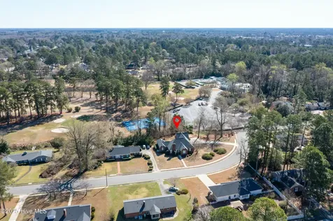 1301 Par Drive Kinston NC 28504