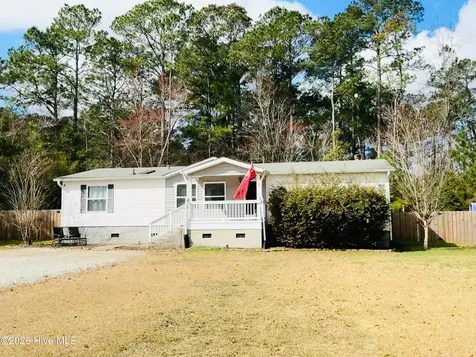 132 Holiday Drive Hampstead NC 28443