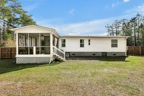 132 Holiday Drive Hampstead NC 28443