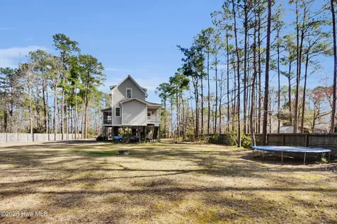 61 Spinnaker Point Road N Oriental NC 28571