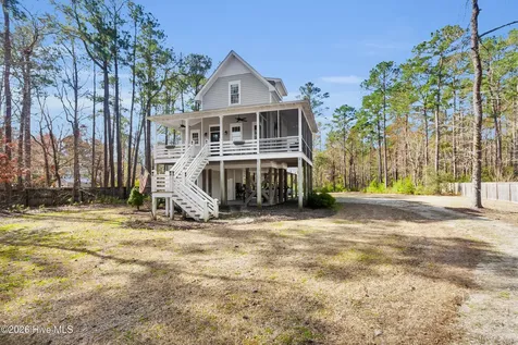 61 Spinnaker Point Road N Oriental NC 28571