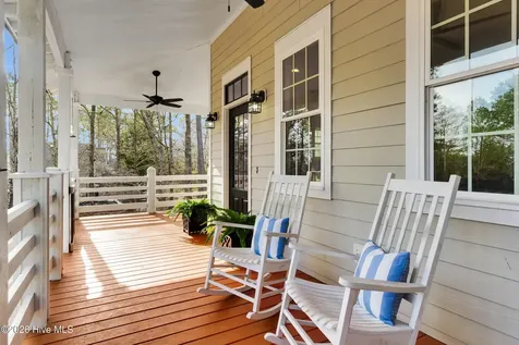 61 Spinnaker Point Road N Oriental NC 28571