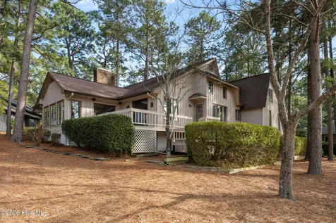 118 Lakewood Drive Pinehurst NC 28374