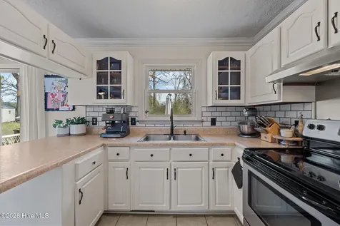 100 Estate Drive Jacksonville NC 28540