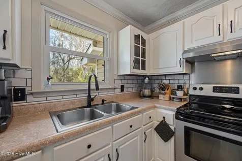 100 Estate Drive Jacksonville NC 28540