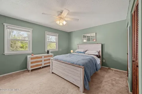 100 Estate Drive Jacksonville NC 28540