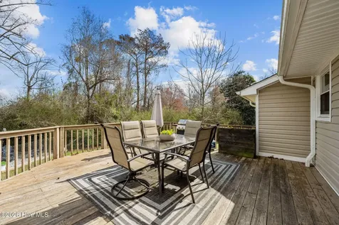 100 Estate Drive Jacksonville NC 28540