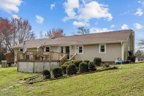 100 Estate Drive Jacksonville NC 28540