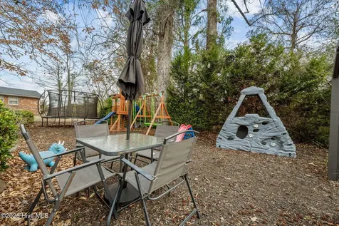 100 Estate Drive Jacksonville NC 28540