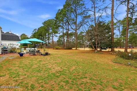 206 Ramblewood Drive Mount Olive NC 28365