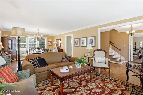206 Ramblewood Drive Mount Olive NC 28365