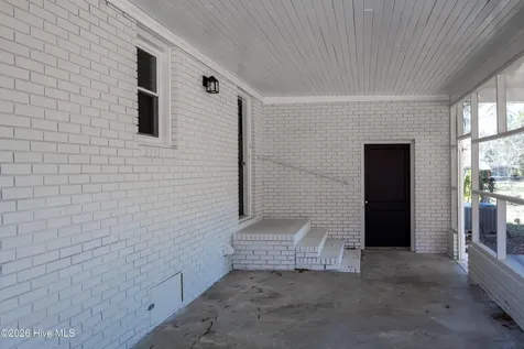 411 Lafayette Street Clinton NC 28328