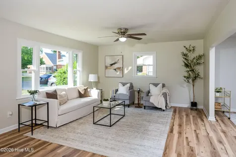 411 Lafayette Street Clinton NC 28328