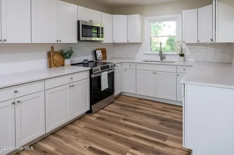 411 Lafayette Street Clinton NC 28328