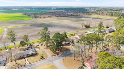 1700 Hardee Road Kinston NC 28504