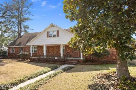 1700 Hardee Road Kinston NC 28504