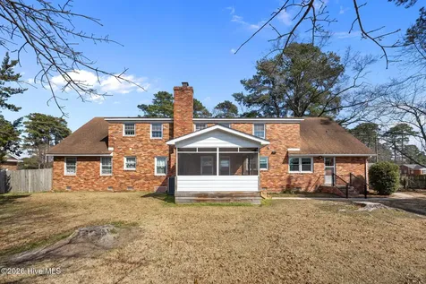 1700 Hardee Road Kinston NC 28504