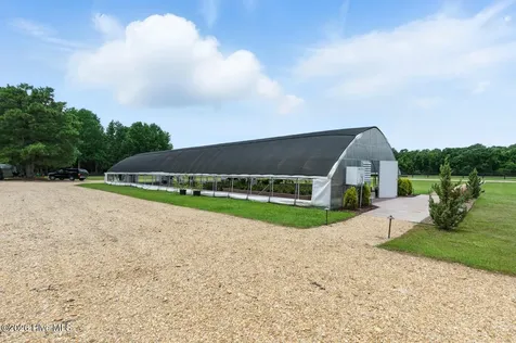 474 E Barefoot Road Newton Grove NC 28366