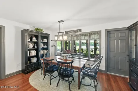 474 E Barefoot Road Newton Grove NC 28366
