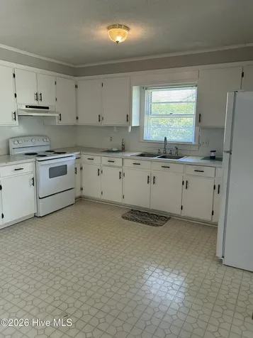 4083 N Pitt Street Ayden NC 28513