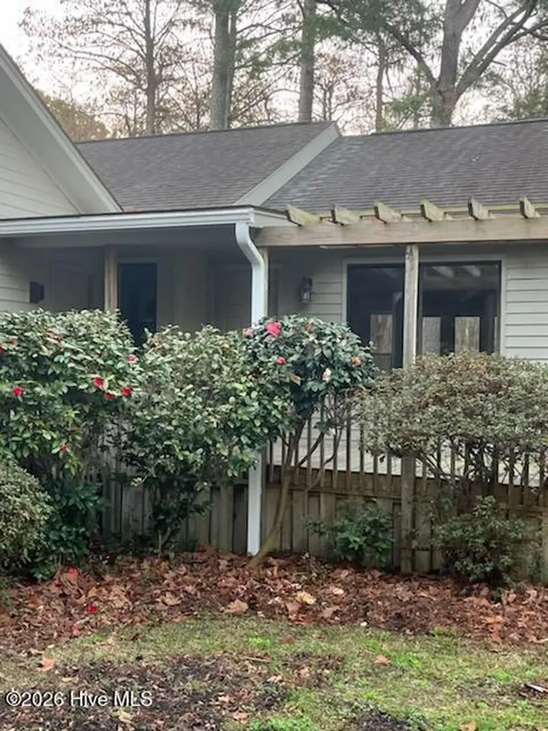 4405 Windtree Road Wilmington NC 28412