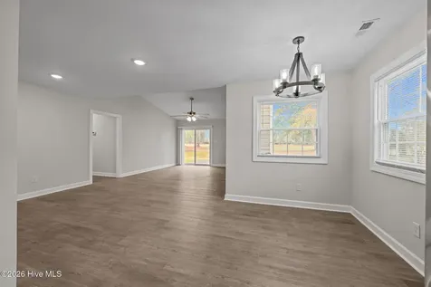 707 Plantation Drive New Bern NC 28562