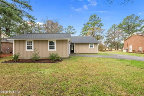707 Plantation Drive New Bern NC 28562
