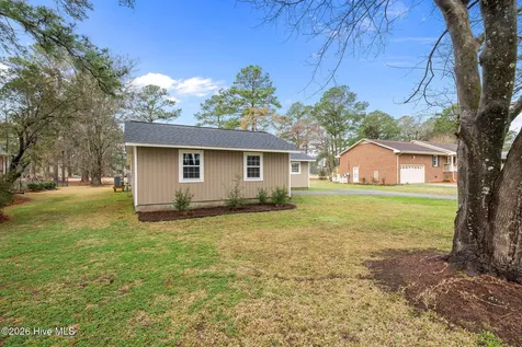 707 Plantation Drive New Bern NC 28562
