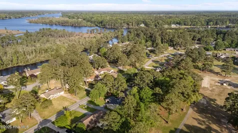 707 Plantation Drive New Bern NC 28562