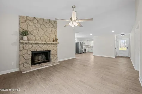 707 Plantation Drive New Bern NC 28562