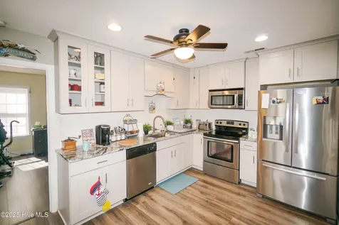 2805 E Yacht Drive Oak Island NC 28465
