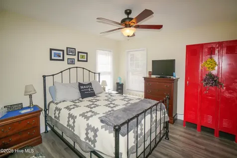 2805 E Yacht Drive Oak Island NC 28465