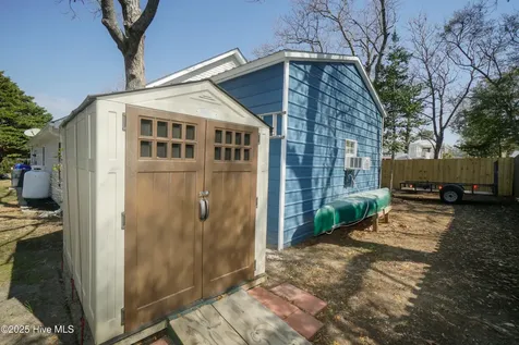 2805 E Yacht Drive Oak Island NC 28465
