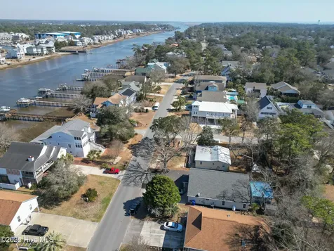 2805 E Yacht Drive Oak Island NC 28465
