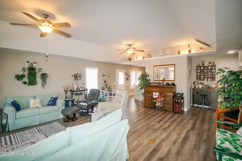 2805 E Yacht Drive Oak Island NC 28465
