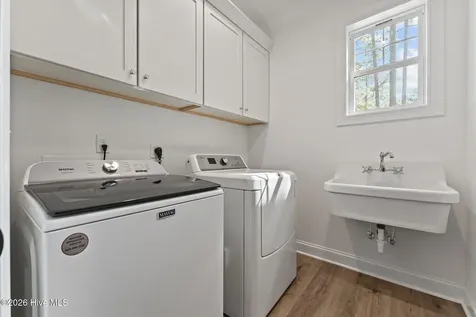 103 Brown Court West End NC 27376