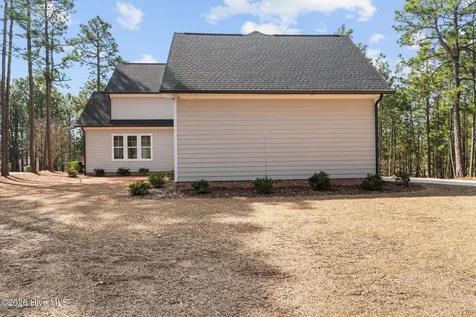 103 Brown Court West End NC 27376
