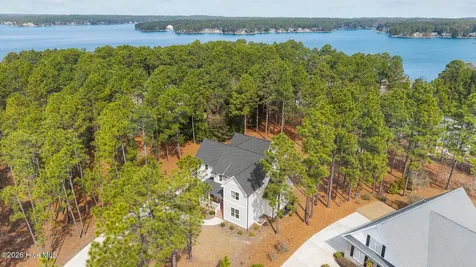 103 Brown Court West End NC 27376