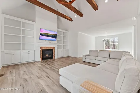 103 Brown Court West End NC 27376