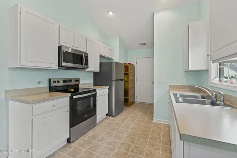179 Carolina Farms Boulevard Calabash NC 28467