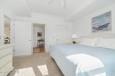 4425 Arendell Street Morehead City NC 28557