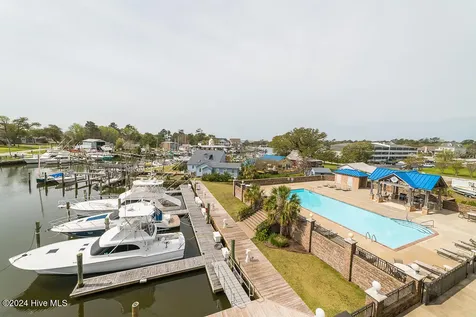4425 Arendell Street Morehead City NC 28557