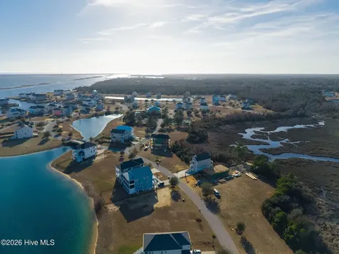 607 Cannonsgate Drive Newport NC 28570