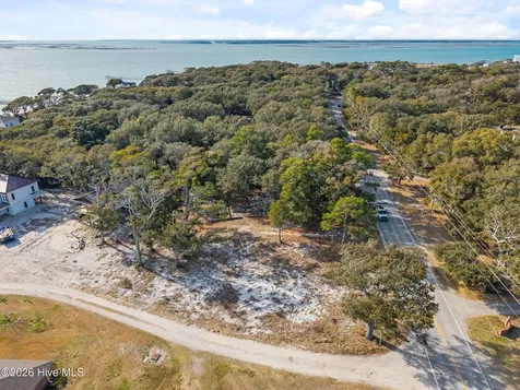 506 Island Road Harkers Island NC 28531