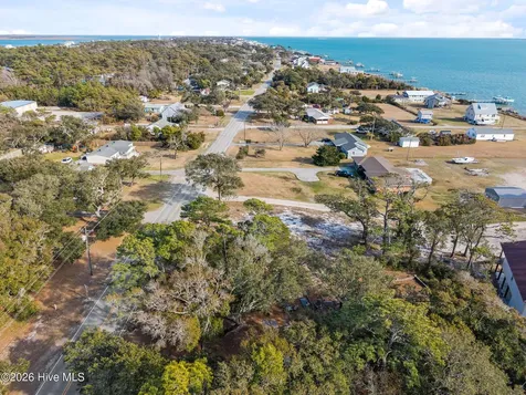 506 Island Road Harkers Island NC 28531